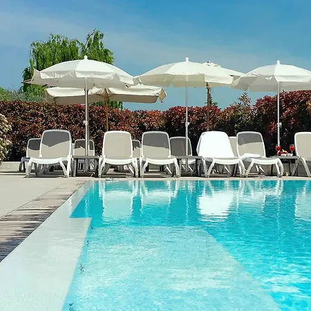 Отель Relais Agli Olivi