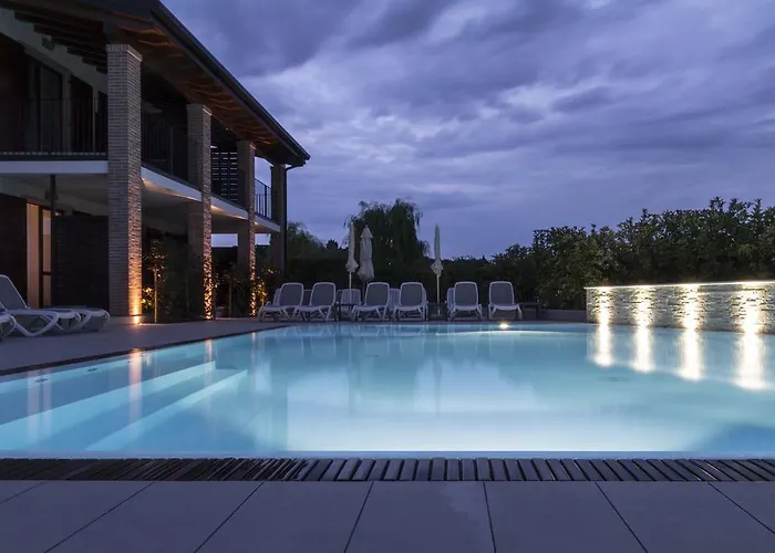 מלון Relais Agli Olivi 3*