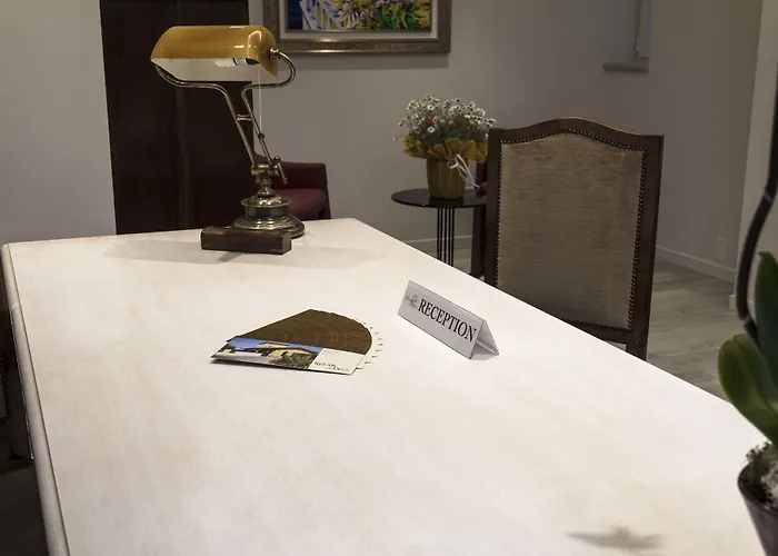 Relais Agli Olivi 3* לאזיסה