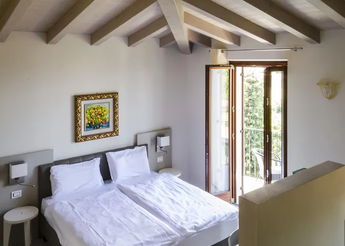 מלון Relais Agli Olivi לאזיסה