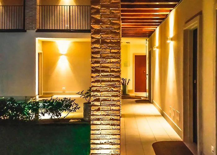 Relais Agli Olivi מלון לאזיסה