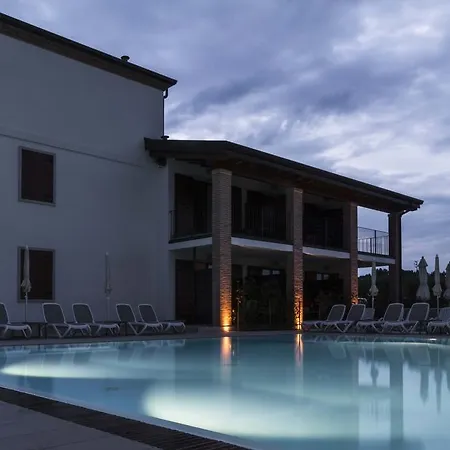 Relais Agli Olivi לאזיסה